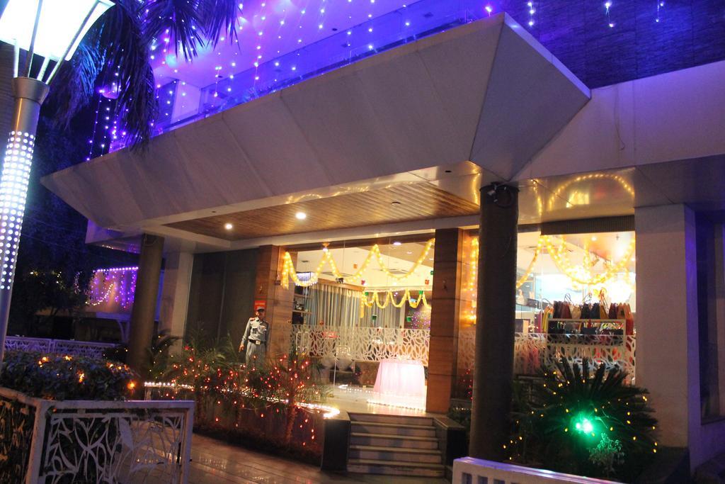 Hotel Rallentino Kota  Bagian luar foto