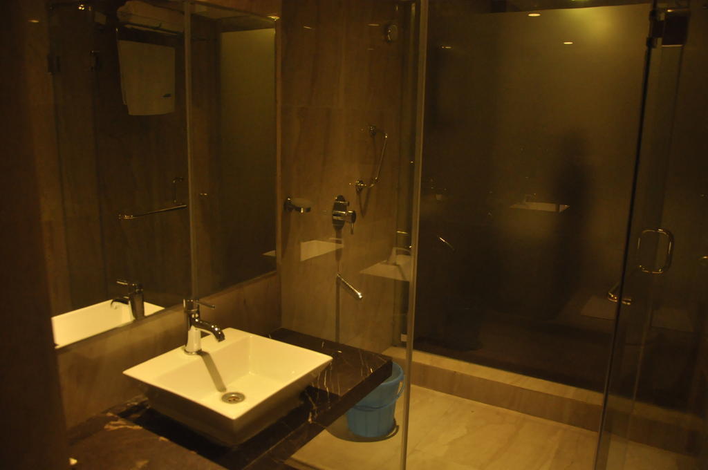 Hotel Rallentino Kota  Ruang foto