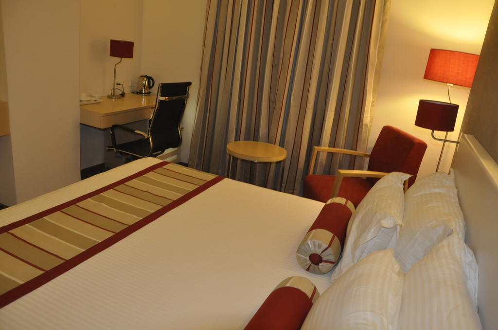 Hotel Rallentino Kota  Ruang foto